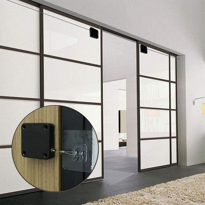 Poppy's Place™ Automatic Door Closer